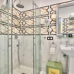 Bed & Breakfast Aba Luxury B E B Nice
