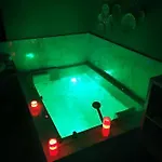 Guest house Privatif Sauna Jaccuzi