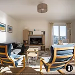 Air-conditioned With Pool Garage In A Luxury Holiday home Nice