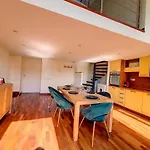 Apartment Loft Sur Le Port De