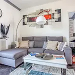 Le Mantega - F2 Moderne,Centre Ville, 2 Grandes Terrasses,Climatisation, Ascenseur