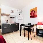 Pv Studio Five Stars Holiday House