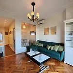 Apartment Le Jardin Ascot By Booking Guys