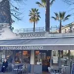 Nice Large 2Br Sunny 20 Meter Terrace Parking Beach Shops