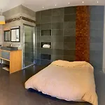 2 Pieces Luxe + Hammam