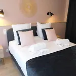 Beautiful T4 Newly Renovated In 2020 Located Close To The Port