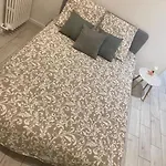 Nice Ville: Cosy White