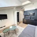 Studio 2Pers Renove Bon Canape Lit Wifi Clim Ac Sigelon