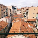 Appartement Au Coeur De Nice