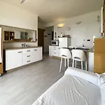 Apartment Sea View 4 Pers Wifi Ac *