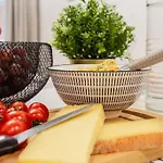 L10 Central Suite 2 Bedrooms Old Nice Wifi 3Mins Sea