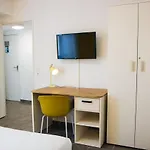 Hotel Twenty Business Flats Angely Nice