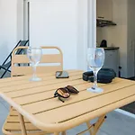 Twenty Business Flats Angely Nice