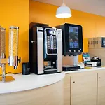 Twenty Business Flats Angely