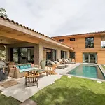 Perfect Villa Terrace And Swimming Pool 14 People