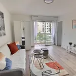 Apartment Cosy En Plein Coeur De La Liberation *