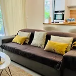 La Villa Ondine - Spacieux Appartement Sur Les Collines Nicoises - Piscine - 2 Parkings - Clim - Wifi