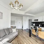 Beautiful Apartment Close To The Sea