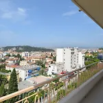 Magnifique Appartement 4 Personne Avec Vue Unique Sur Nice