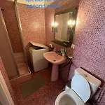 Beachfront Promenade Apartment: Sea Views And Easy Beach Access Apartment Nice