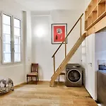 Studio Avec Mezzanine Au Coeur De La Vieille Ville