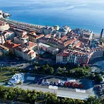 Palais Hongran De Fiana