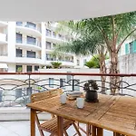 1 Bedroom Downtown Carre D'or With Garage Apartment