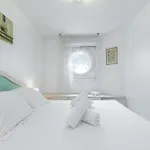 1 Bedroom Downtown Carre D'or With Garage Apartment Nice