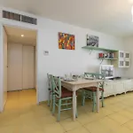 1 Bedroom Downtown Carre D'or With Garage Nice