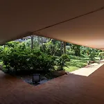 1 Bdr Large Terrace