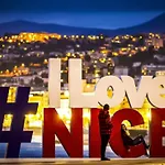 Studette Au Coeur Du Vieux Nice