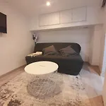 Studette Au Coeur Du Vieux Nice