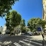 Luxueux Appartement 115M2, 3 Chambres Centre Ville Avec Parking A 5 Min Plage -Climatisation