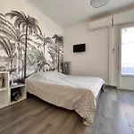 Apartment Climatises Proche *
