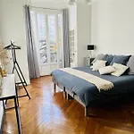 Luxe Center: 3-bedroom With Parking Near Nice