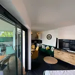 Nice, Splendide Appartement 4P Residentiel, Terrasse Vue Piscine , Garage