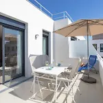 L17 Arenas Suite 3 Balconies 5Mins To The Sea