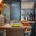 Le Loft - Un Voyage Urbain Au Coeur De La Ville