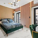 Nice Renting - 4France - Luxury & Comfort Suite By The Sea & Terrace