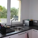 Petite Maison, Cosy, Sur Les Collines Nicoises