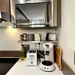 Au Coeur Du Port - Restaurants, Bars Et Wifi