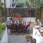49M2 De Paradis Avec Jardin, Terrasse Et Piscine
