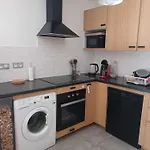 49M2 De Paradis Avec Jardin, Terrasse Et Piscine