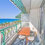 Luxury Sea Front Milord Apartment *