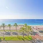Luxury Sea Front Milord Apartment *