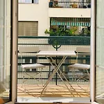 Chic & Spacious Getaway In - 10min To *