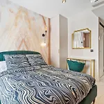 Nice Renting - 7FRANCE - Suite Luxe&Confort Bord de Mer Massena