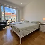 Aparthotel Riviera - Terrasse Cervantes - Medecin - Gare Thiers