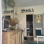 Guest house With Terrace & Rooftop Pool In Promenade Des Nice