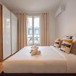 Amazing Flat - Near Champs-Elysees